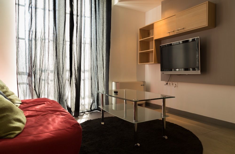 Отель Mika Downtown 3*